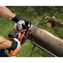 Akumulátorová reťazová píla - 25 cm, 18 V 2,0 Ah_use4 (2)